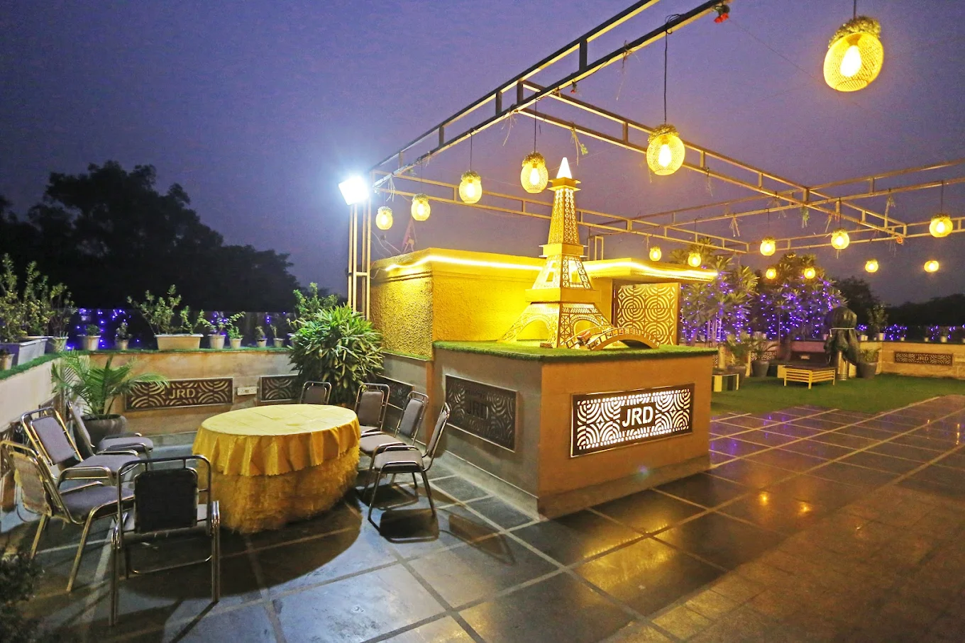 Eros Hotel Nehru Place