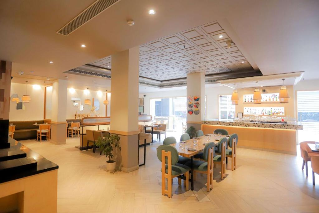 Eros Hotel Nehru Place